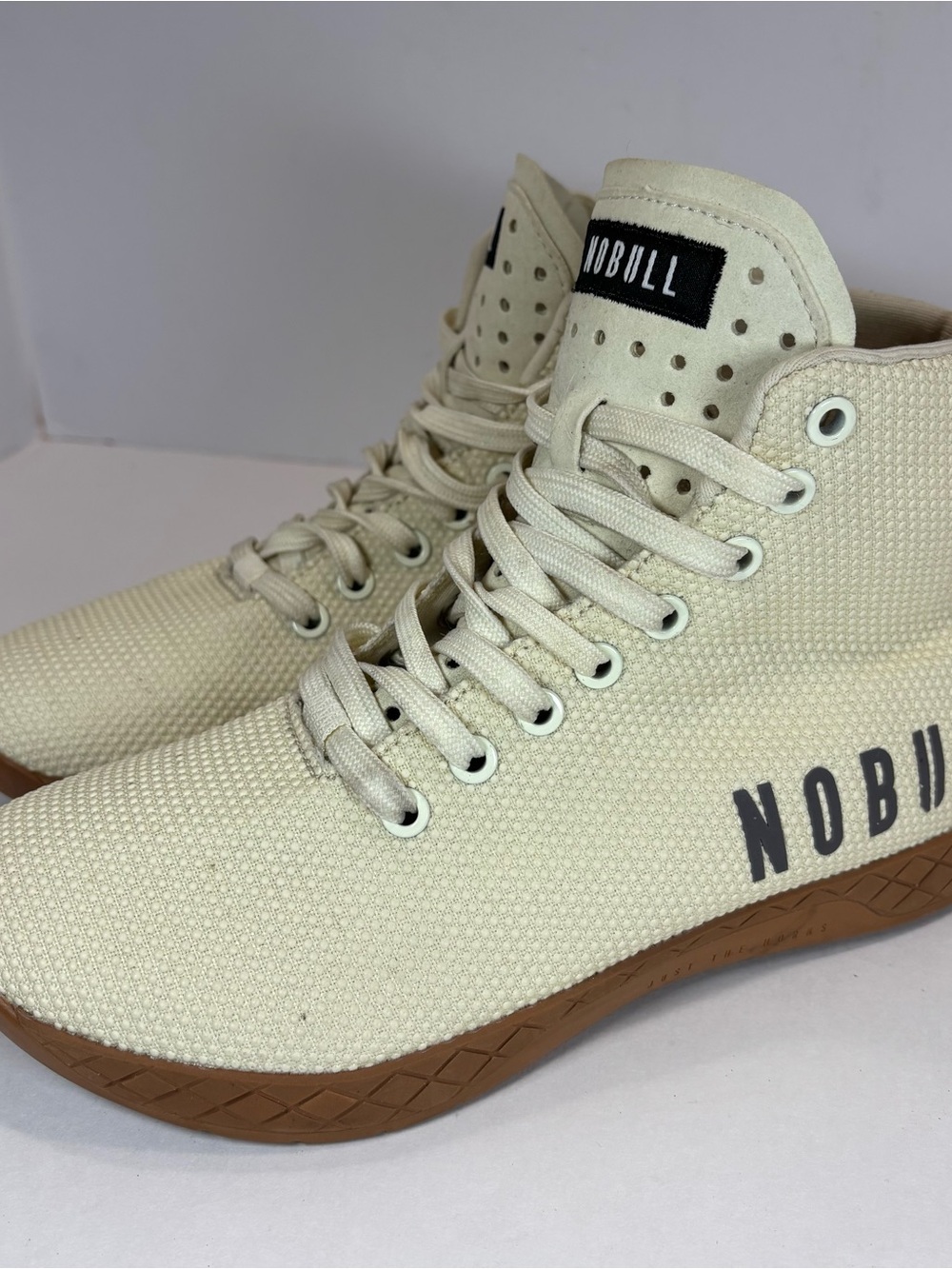 NOBULL Outwork Edge High-Top Size Mens 6 Womens 7.5 Cream White Athleisure Gym